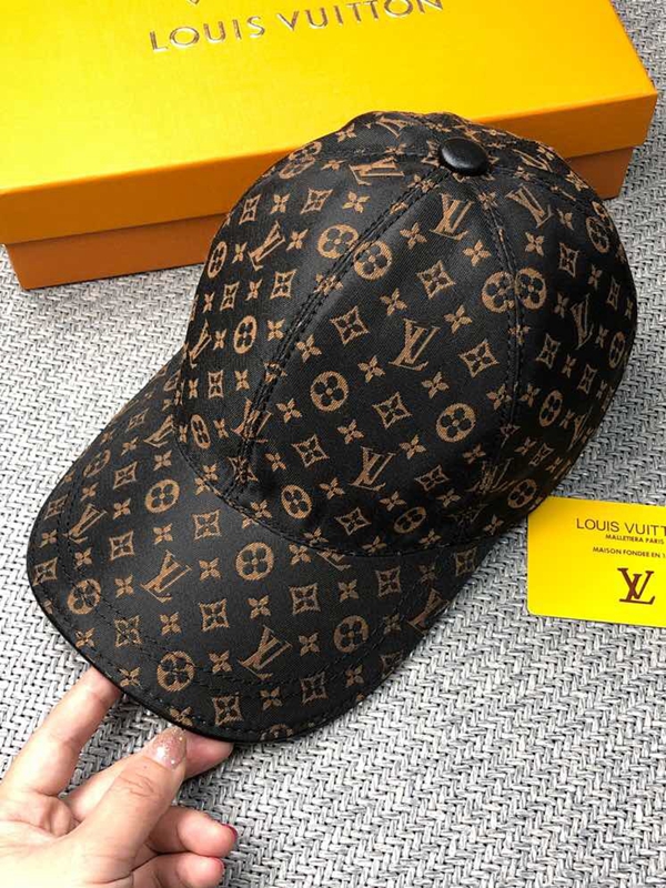 ブランド帽子正面デザイン